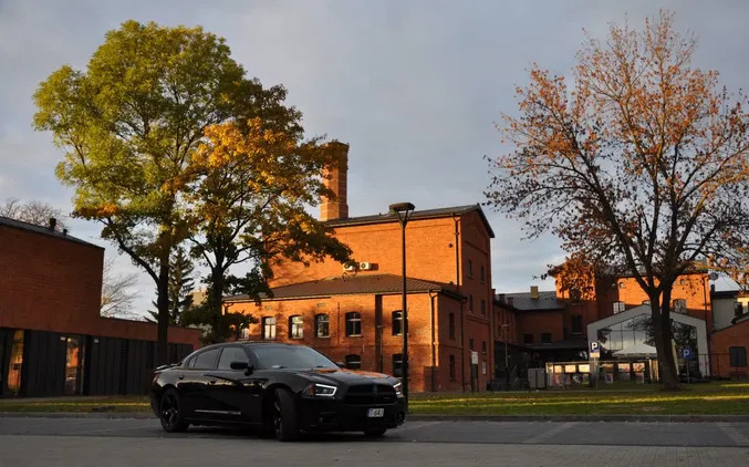 świętokrzyskie Dodge Charger cena 70000 przebieg: 206340, rok produkcji 2014 z Borek Wielkopolski